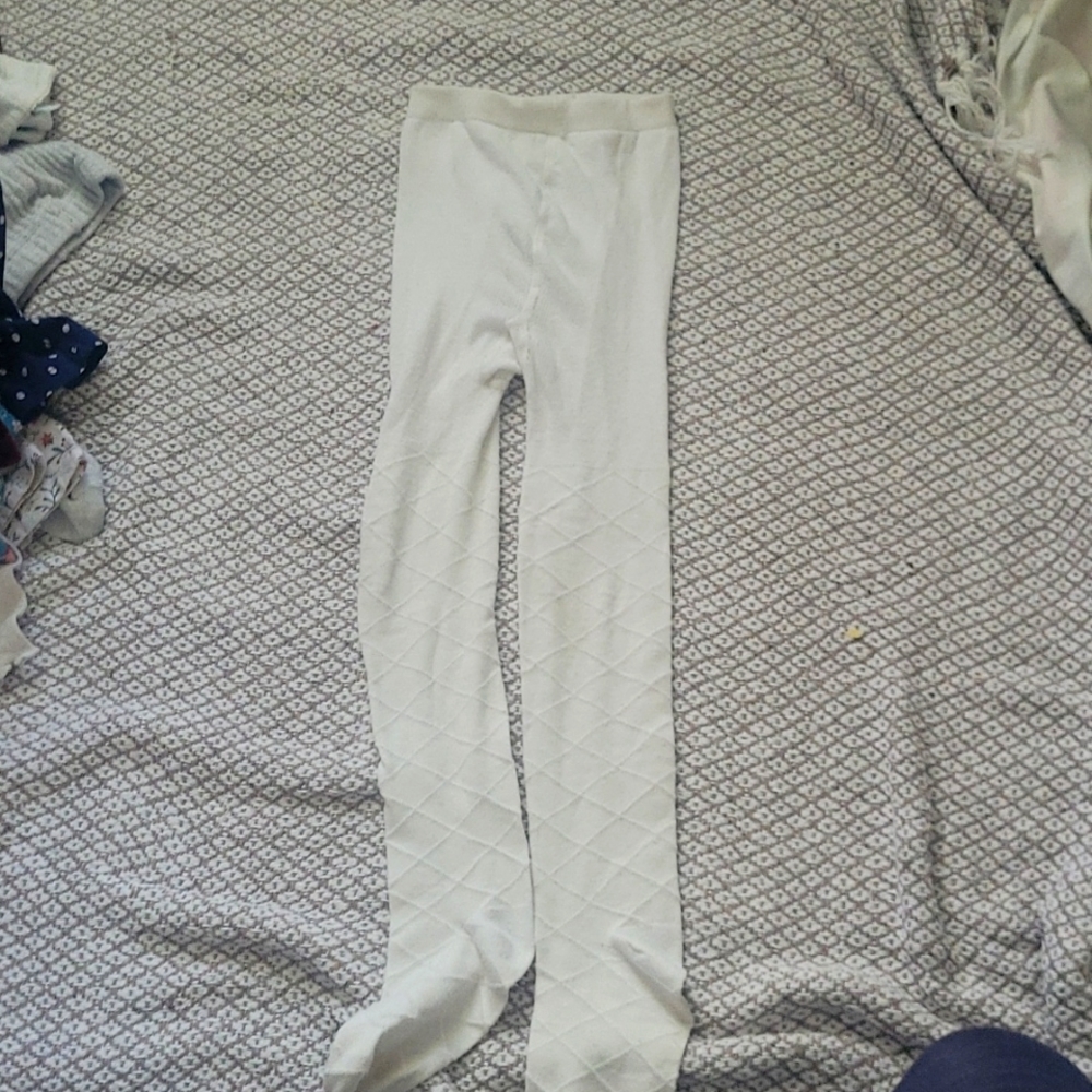 Kids cream/ivory top